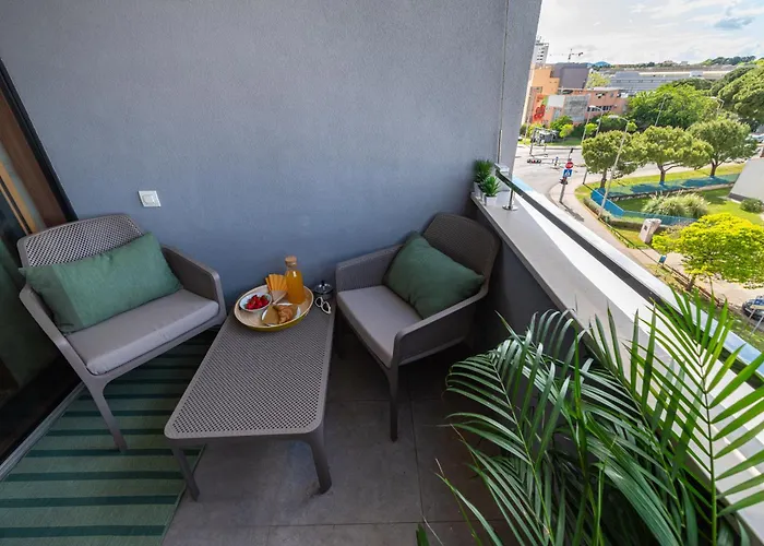 With Garage Appartamento